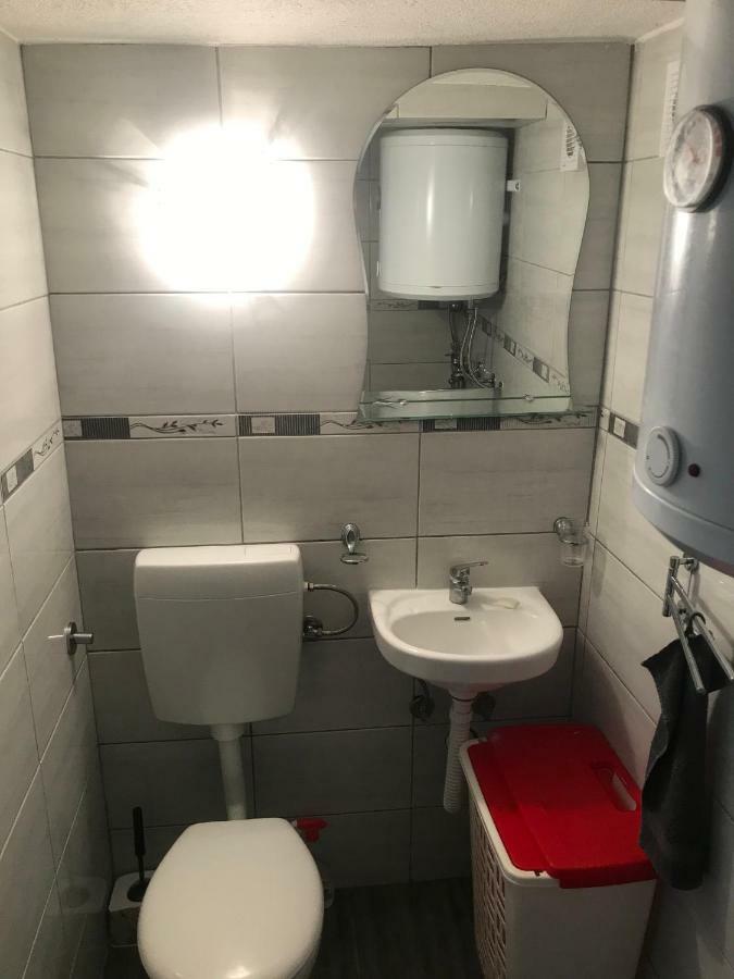 Apartments Lily Неум Экстерьер фото